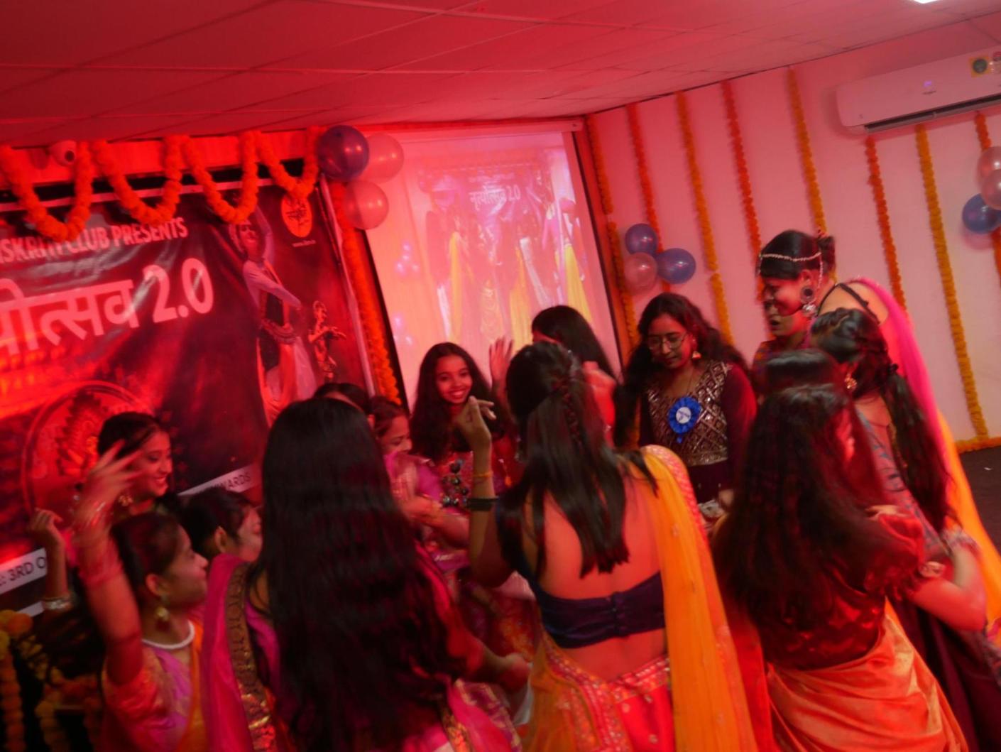 नृत्योत्सव 2.0 - Navratri Dance Competition at IIBM Patna